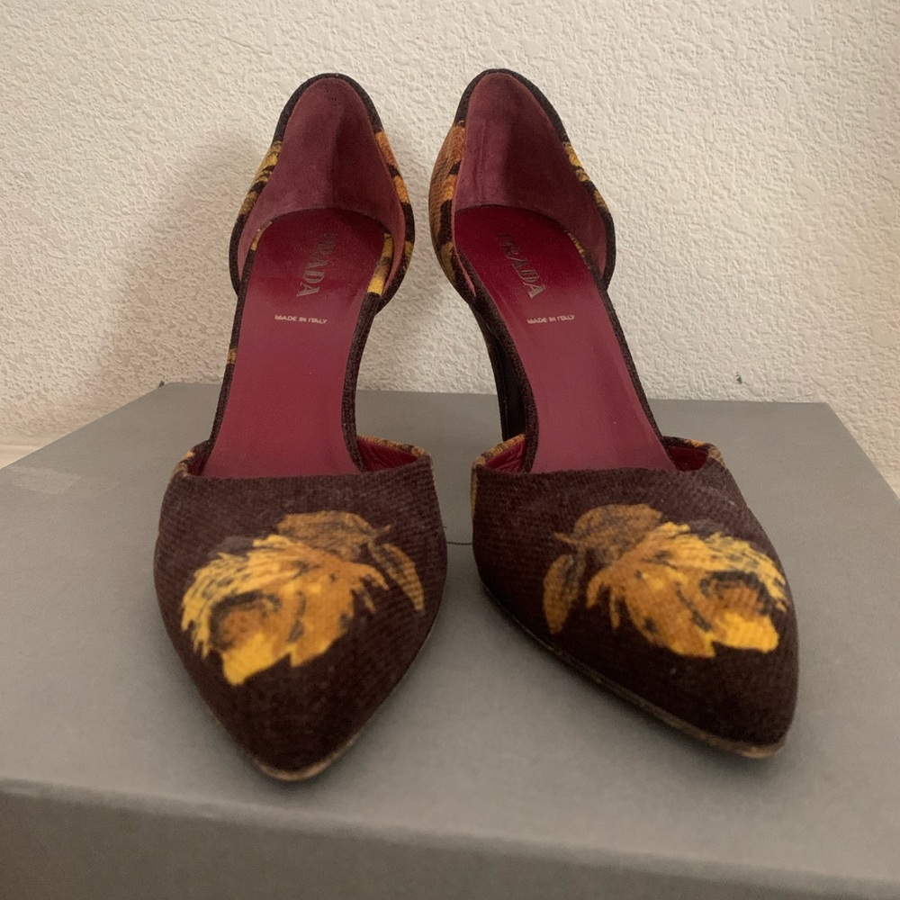 Prada Floral Print Canvas Pump